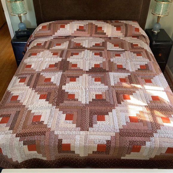 Vintage Log Cabin Quilt in Brown and Cream Queen Size - Picture 3 of 10